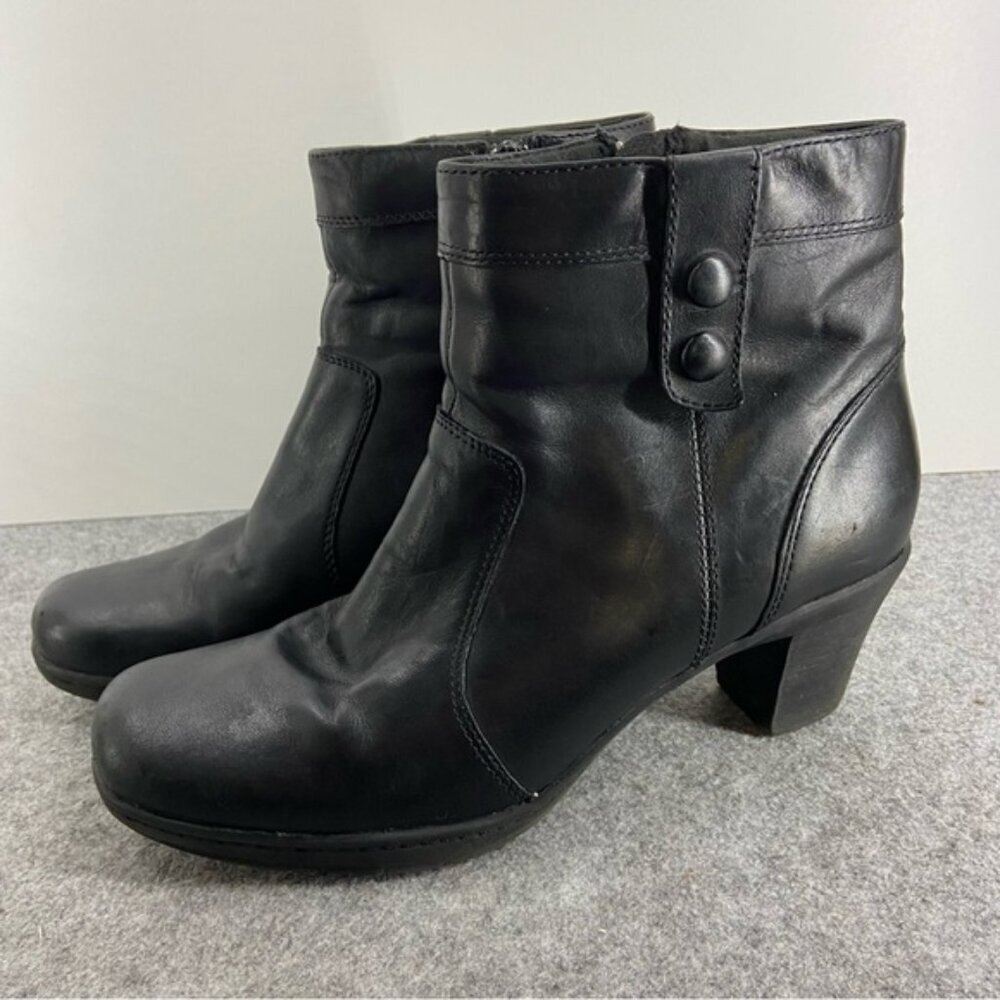 Clarks Gorgeous Black Leather Ankle Boots Women’s Size 9M